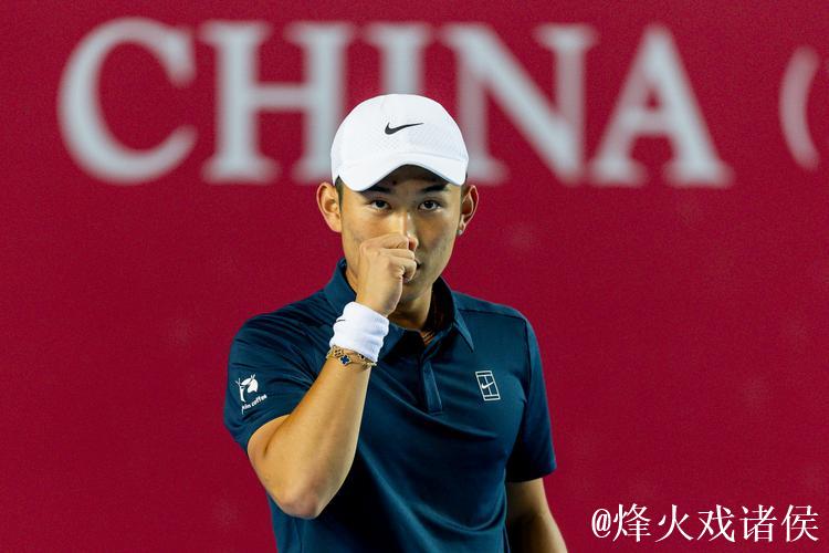 开门红!商竣程、吴易昺双双晋级ATP香港站次轮 开门红!商竣程、吴易昺双双晋级ATP香港站次轮